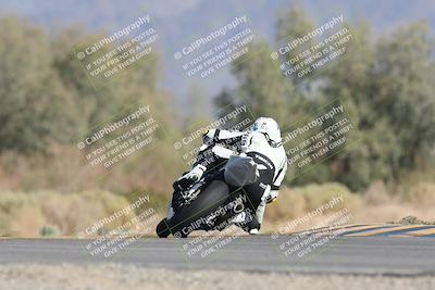 media/Oct-04-2025-CVMA (Sat) [[408bcdd6e4]]/Race 13-Amateur Supersport Open/